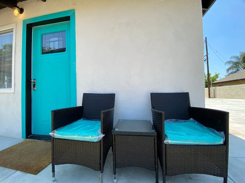 Private Bathroom /Private Parking/Private Entrance - Image 1