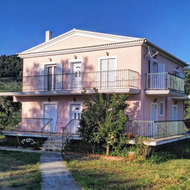 Maria Apartments - Image 1
