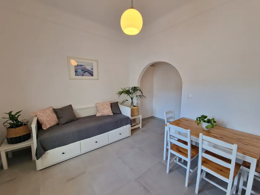 Relaxing Thalassa apartment near the center of Andros - 2 minutes walk - Image 1
