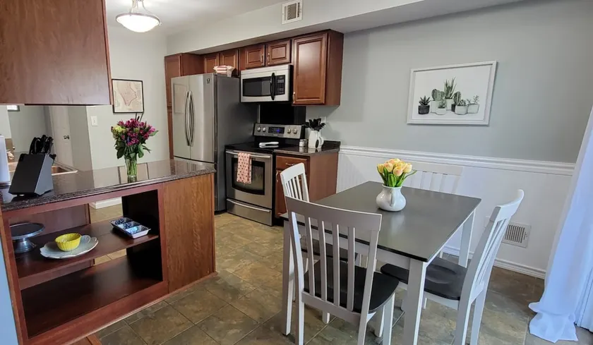 2 bdrm, 3 bath, Townhouse - Ballston Spa/Saratoga - Image 1