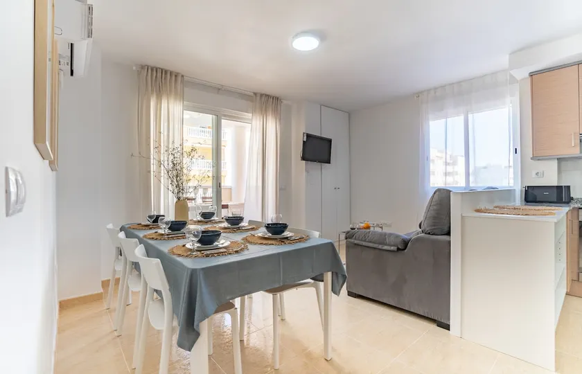 Moncofa Apartment for 8 A/C - Pool Access Seaside - Image 1
