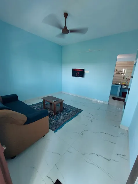 The Vacationist - Image 1