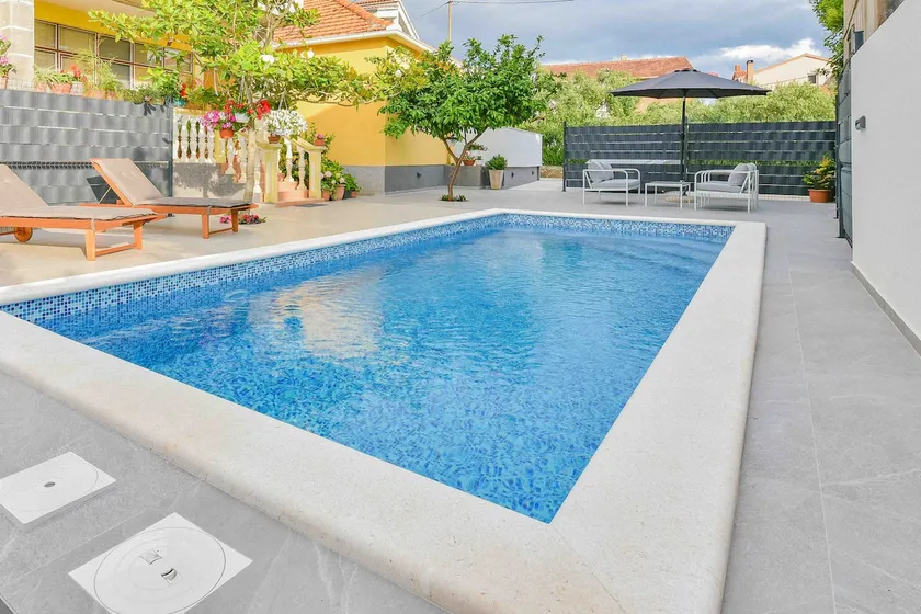Holiday home Ena with a heated pool - Image 1