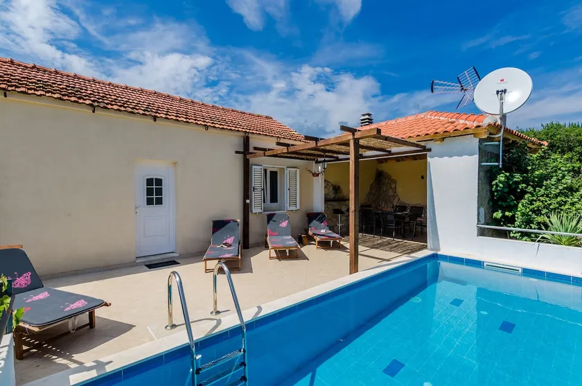 Villa Dalmatian Gem - Image 1