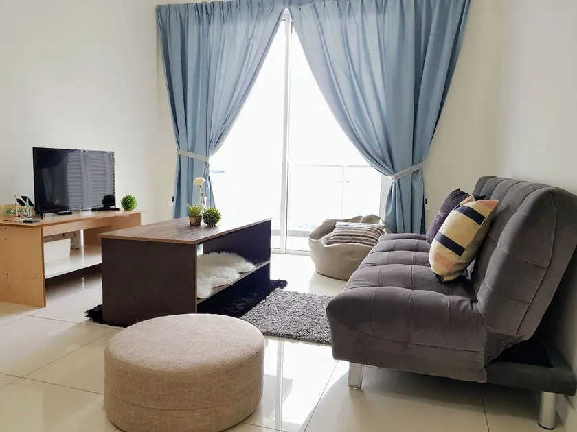 Puchong Skypod Residence, 1-5 pax Cozy Unit, Walking Distance to IOI Mall, 10min Drive to Sunway - Image 1