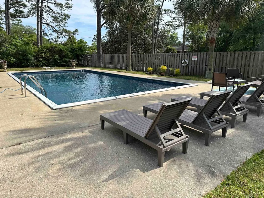 The Pool House on Long Leaf - Image 1
