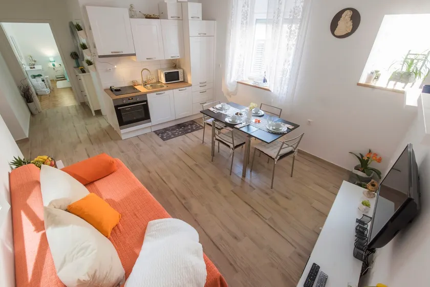 Apartman Caleta - Image 1