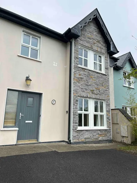 Welcoming Home in Lovely Kenmare - Image 1