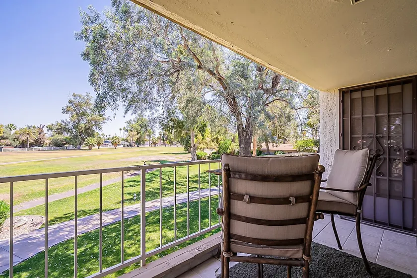 Cozy 2 bedroom Condo with Golf Course views - Image 1