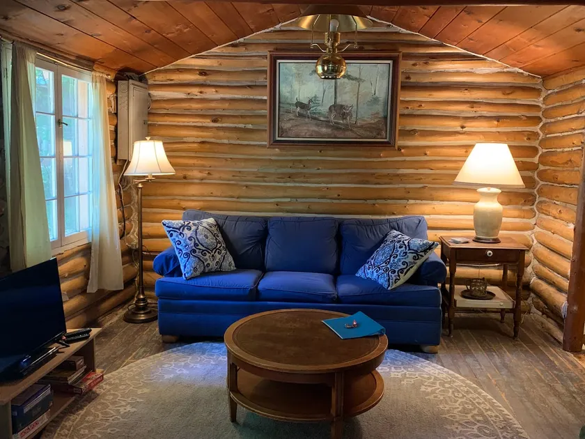 Grandpa's Little Cabin-Across Big Glen - Image 1