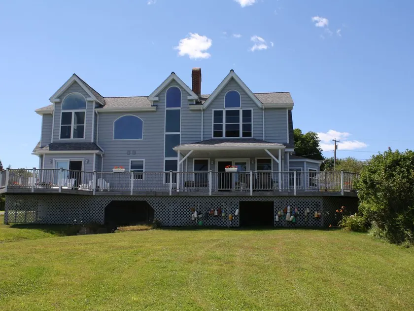 LillyView~ Mid-Coastal Maine at It's Finest - Image 1