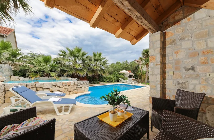Family&Friends House -pools-Island of Brač-Sutivan - Image 1