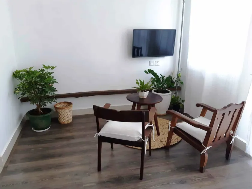 Elegant Apt at Toul Sleng Museum/balcony-FREE GYM - Image 1