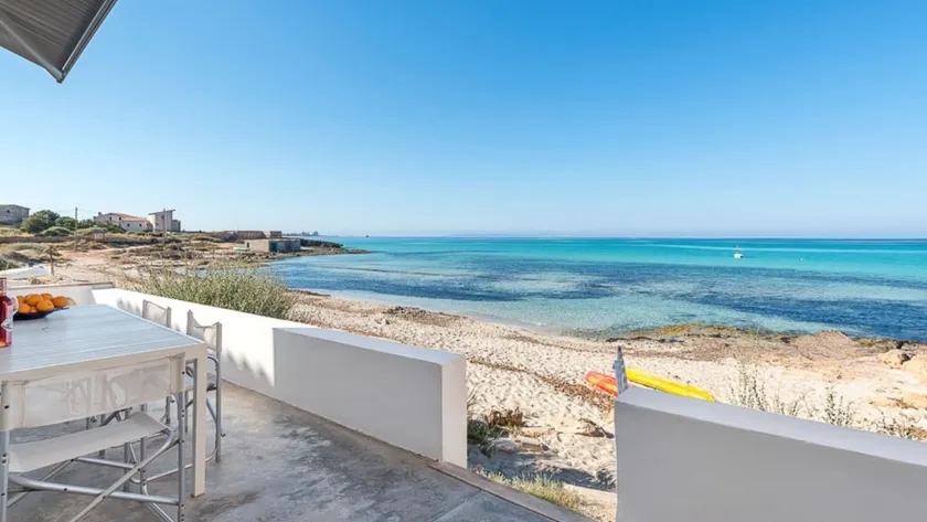 Beach House Es Trenc - Image 1