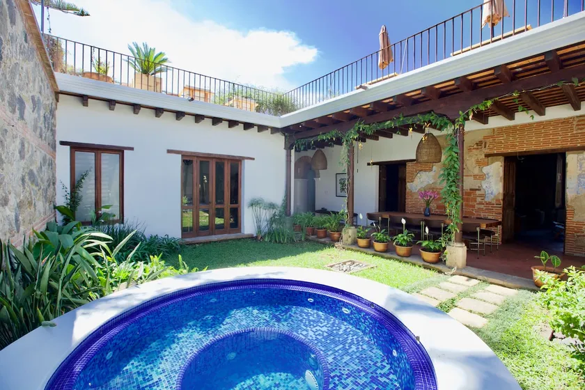 Festive Roof Patio | Jacuzzi | Two Blocks to Park - Image 1