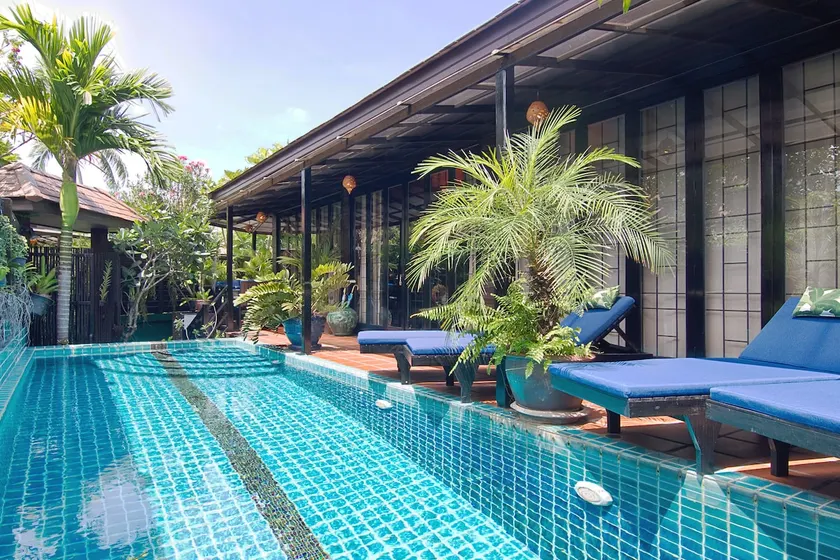 A BEACH Luxury Villa with Private Swimming pool - Image 1