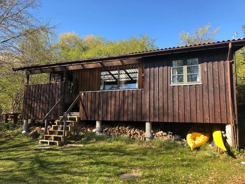Idyllic cozy cottage gem, scenic - Image 1