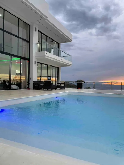 Villa Ocean Blue - Image 1