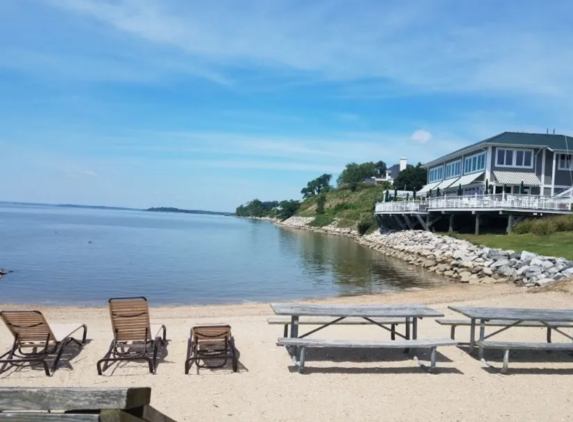 Walk to beach lovely condo”Kingsmill on the James” - Image 1