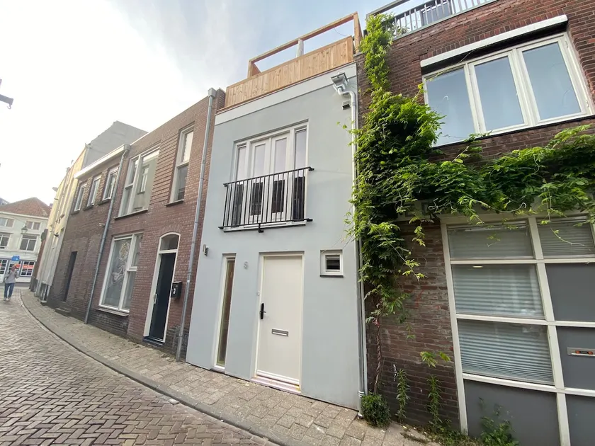 Stylish house in the heart of Breda city center - Image 1