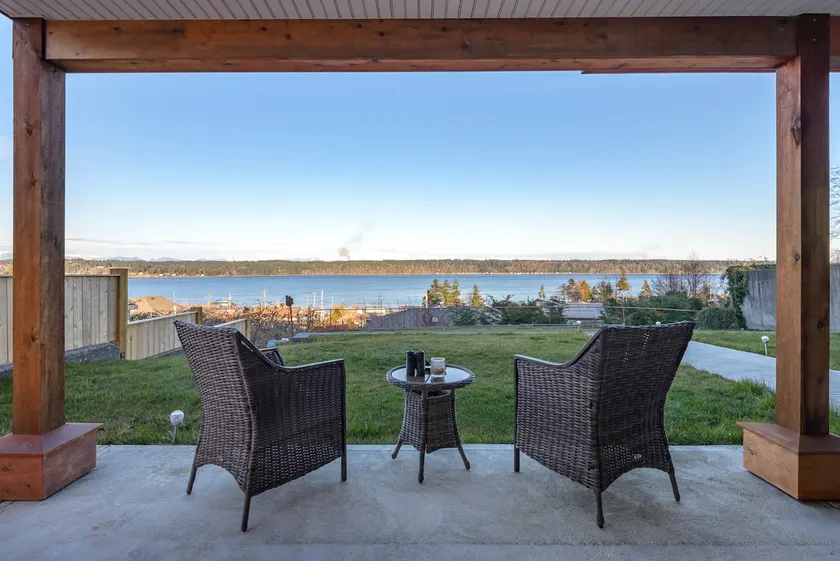 Pier View Suite - Image 1