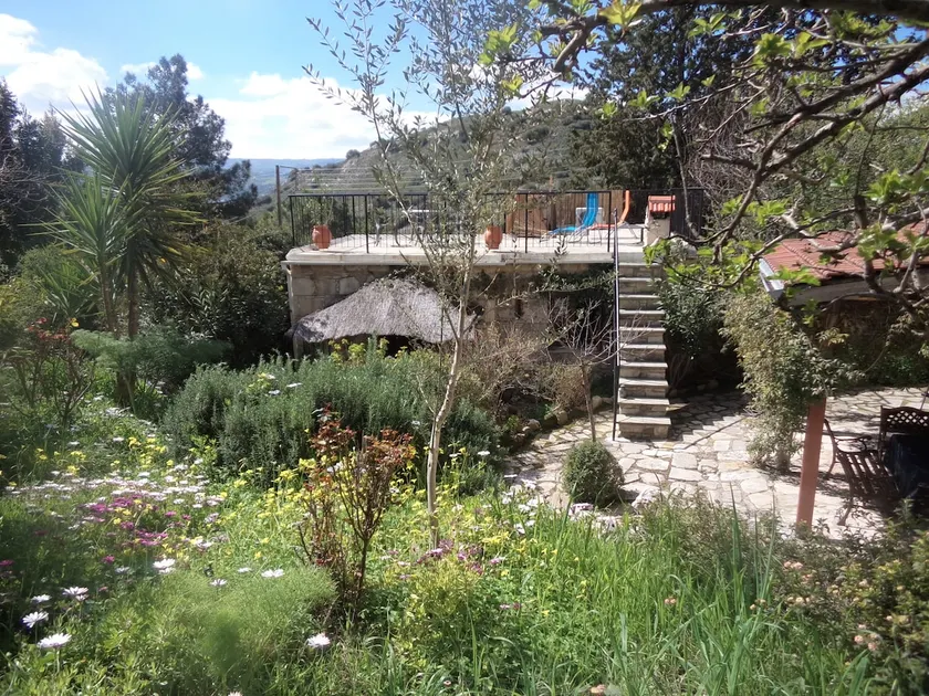 Oleander Stone House - Image 1