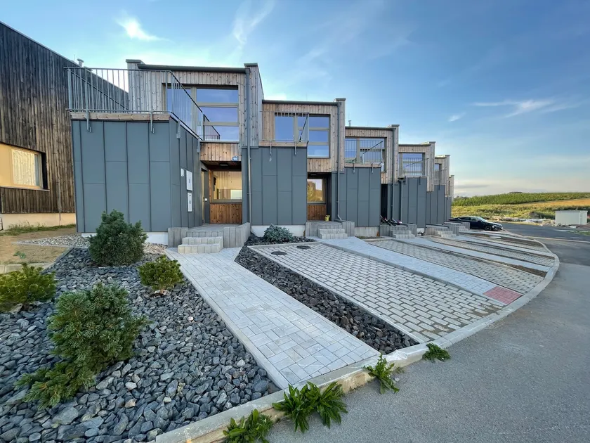 Modern mountain accommodation right under the hill - Image 1