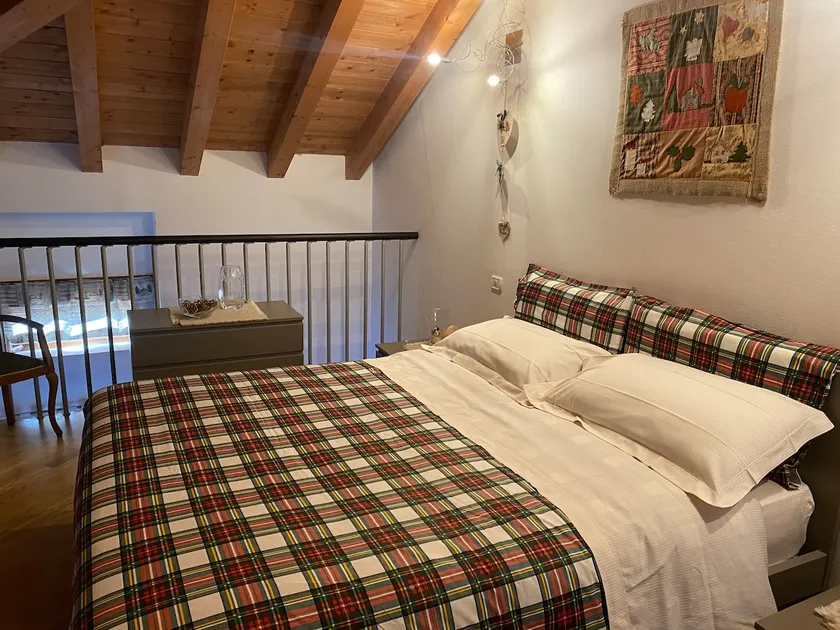 Charming two-room loft, warm and cozy! - Image 1