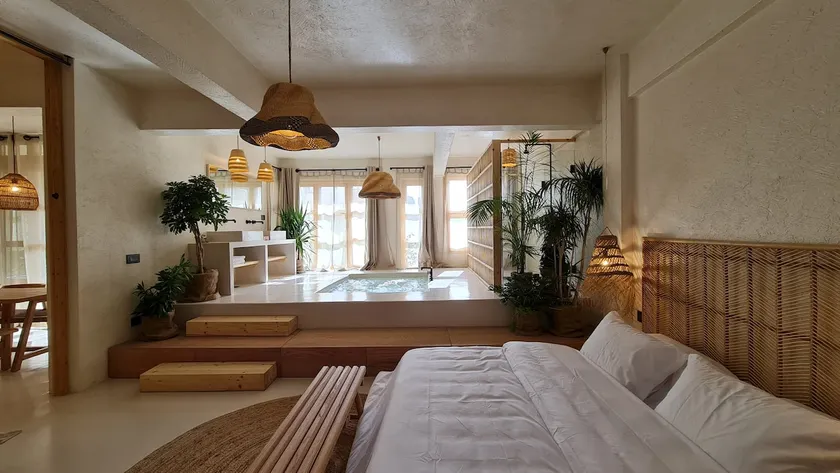 Myconian Vibe W / Jacuzzi - Image 1