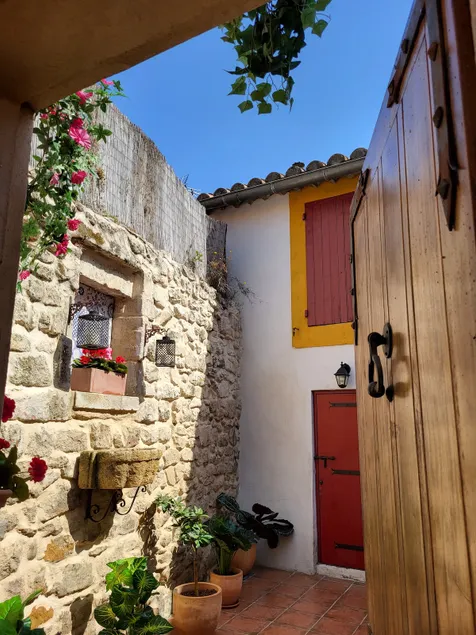 The Patio de Baptiste, a peaceful oasis - Image 1