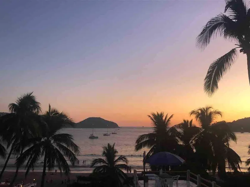 Amado Mar Suite 3. Your home on the beach. - Image 1
