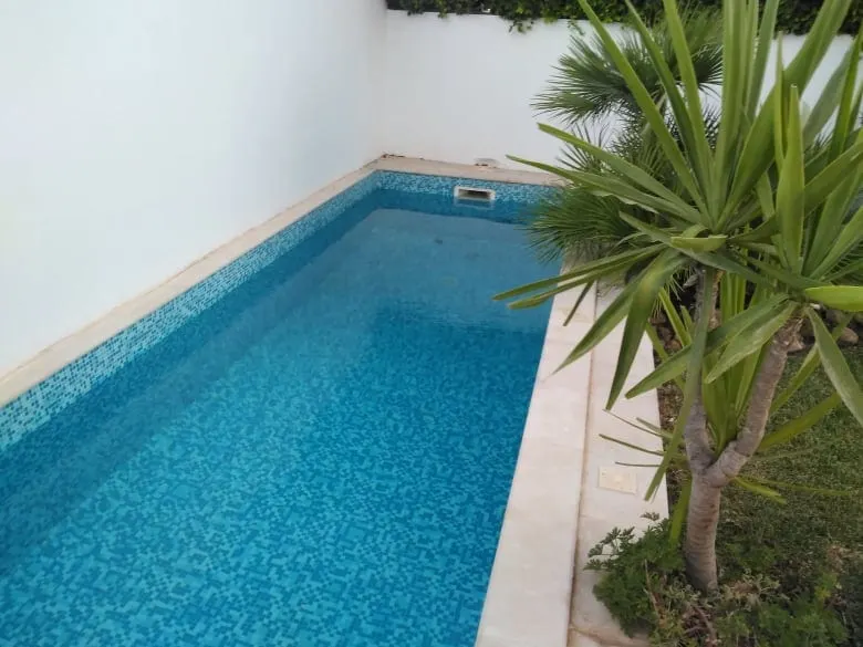 A peaceful oasis a few steps from the sea... - Image 1