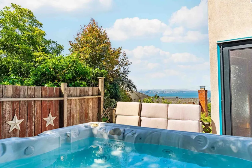 Berkeley Big View Relaxing Sunny hot tub - Image 1