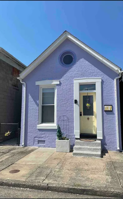 Lavender House - Image 1