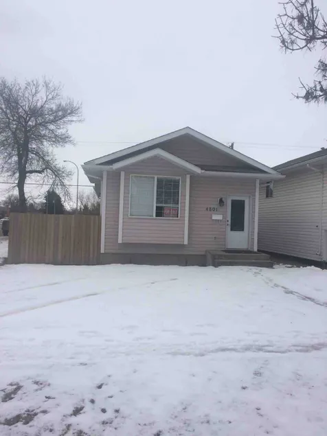 Entire renovated home close to all amenities. - Image 1