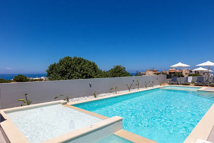 Evilio Suites, rifugio unico e spazioso! A pochi passi dalla spiaggia! - Image 1