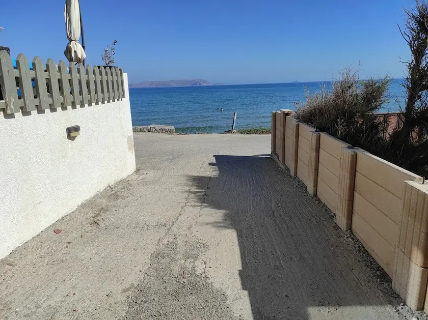Hospitium by the sea - Image 1