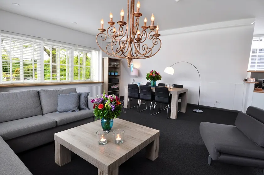 Comfort apartment with 2 bedrooms 80 m2 - Image 1