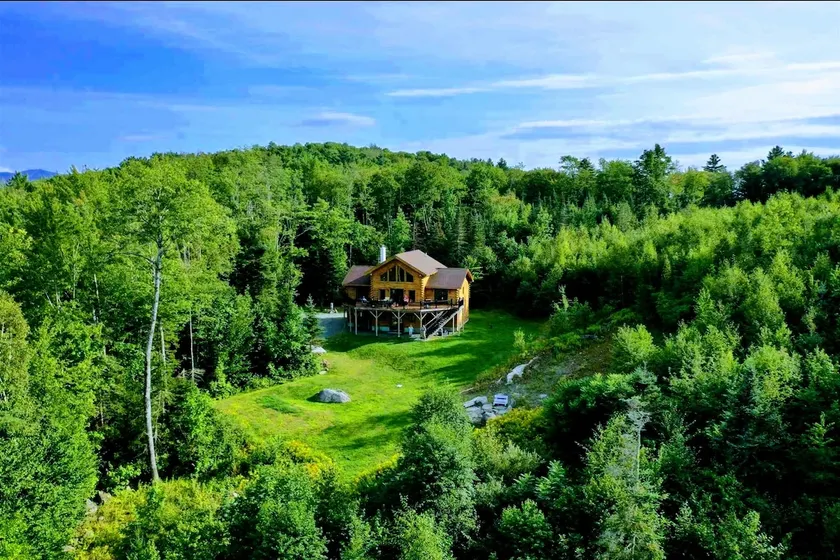 Luxury White Mountain Adventure Cabin & Sauna - Image 1