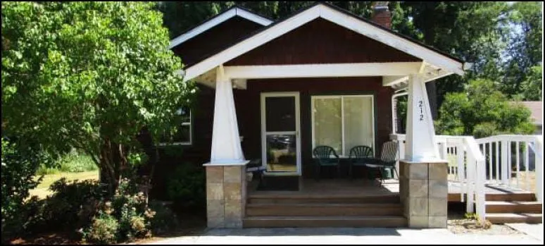 Beautiful Country Cottage In The Nisqually Valley - Image 1