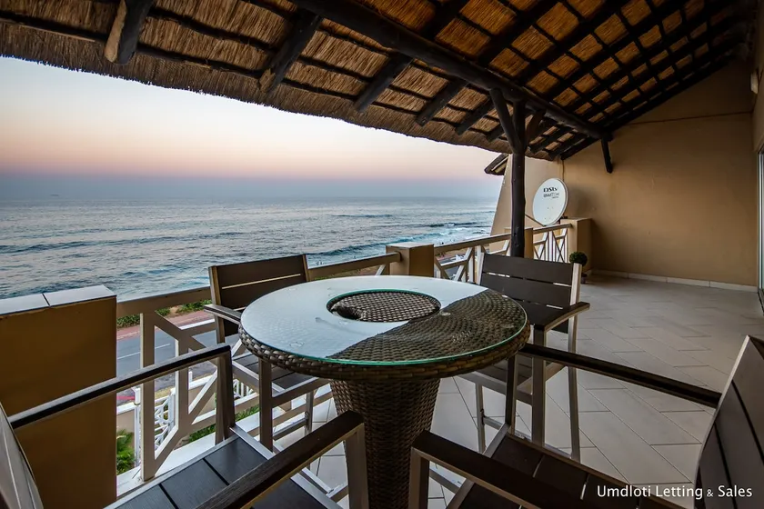 Waterfront Luxury - Image 1