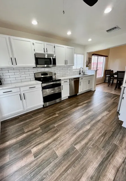Charming Retreat In Oro Valley - Image 1