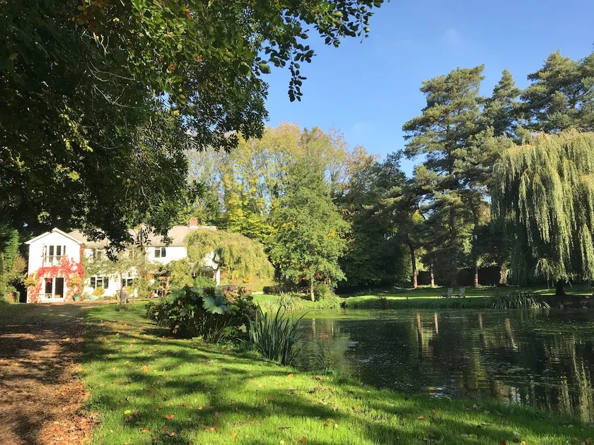 Lakeside Annexe in hamlet next to the K&A canal - Image 1
