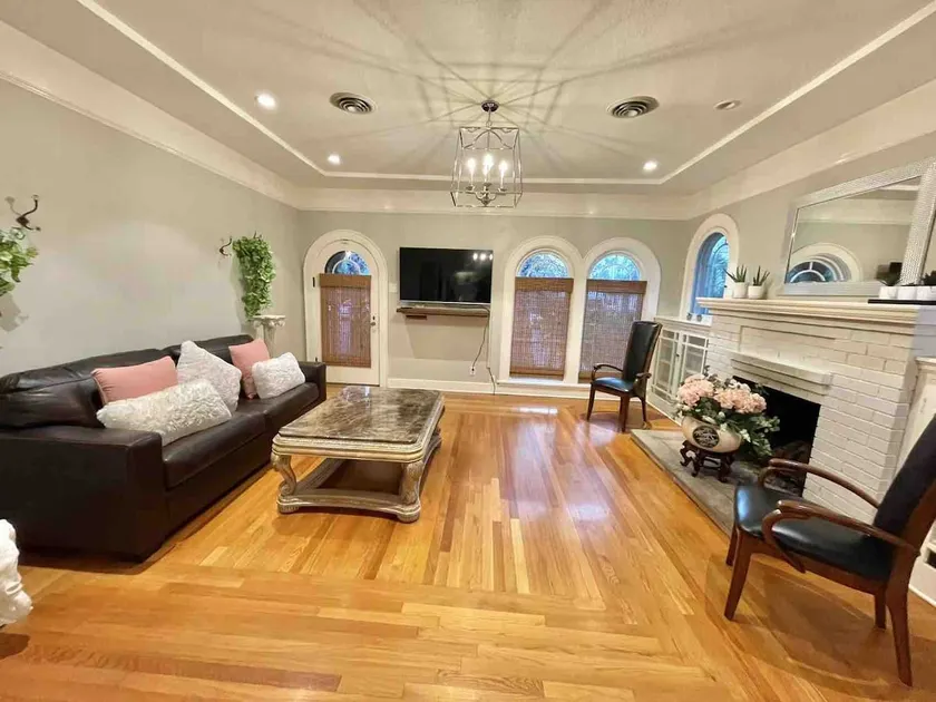 4741 Japantown Spacious 3BR - Image 1