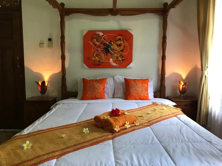 THE LAVIANA HOTEL - Image 1