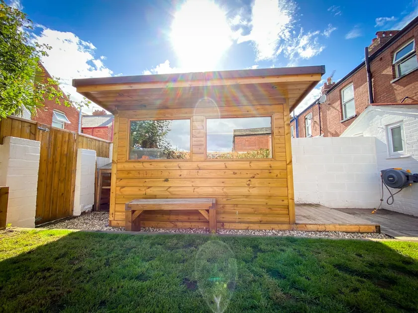 Nomi Homes❤️Powderham❤️Exeter❤️Uni❤️Beach❤️Parking❤️WiFi - Image 1