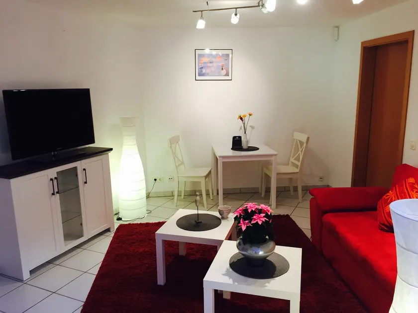 Top Apartment in DUS/Meerbusch (Airport and Messe) - Image 1