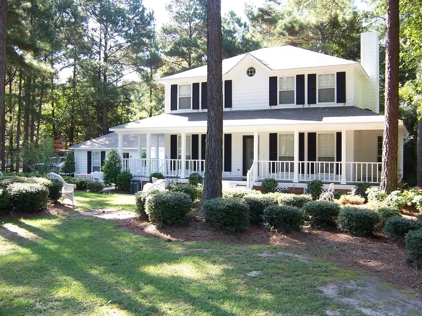 Augusta visitors stay near but comfy - Image 1