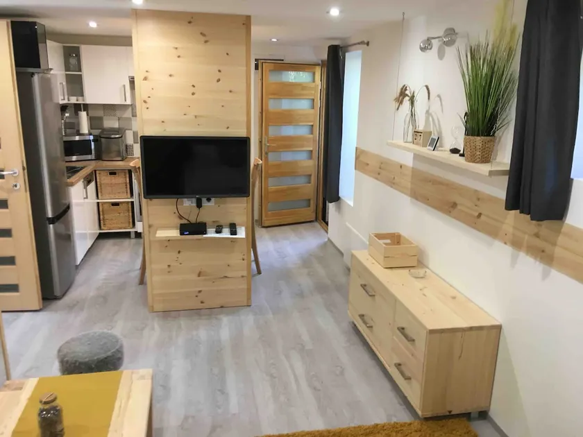Modern Apartman Deluxe - Image 1