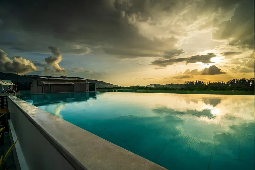 Oceanstone-best location, BangTao beach, shopping - Image 1